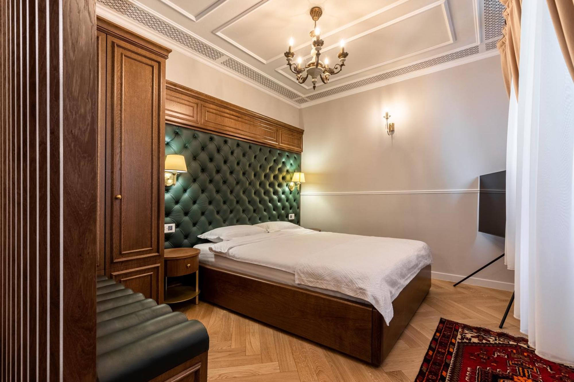 Hotel Templum Clava Bukarest Exterior foto